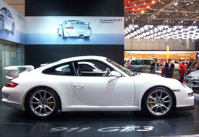 porsche 911 gt3 сбоку