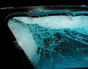 ремонт стекла в автомобиле